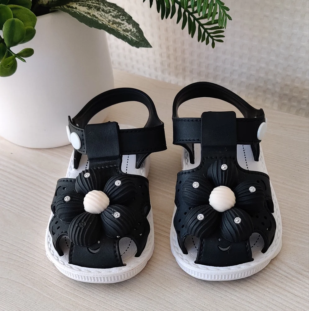 Baby Girls 3d Flower Black Closed Toe Ankle Strap Sandals Toddler 8.5
